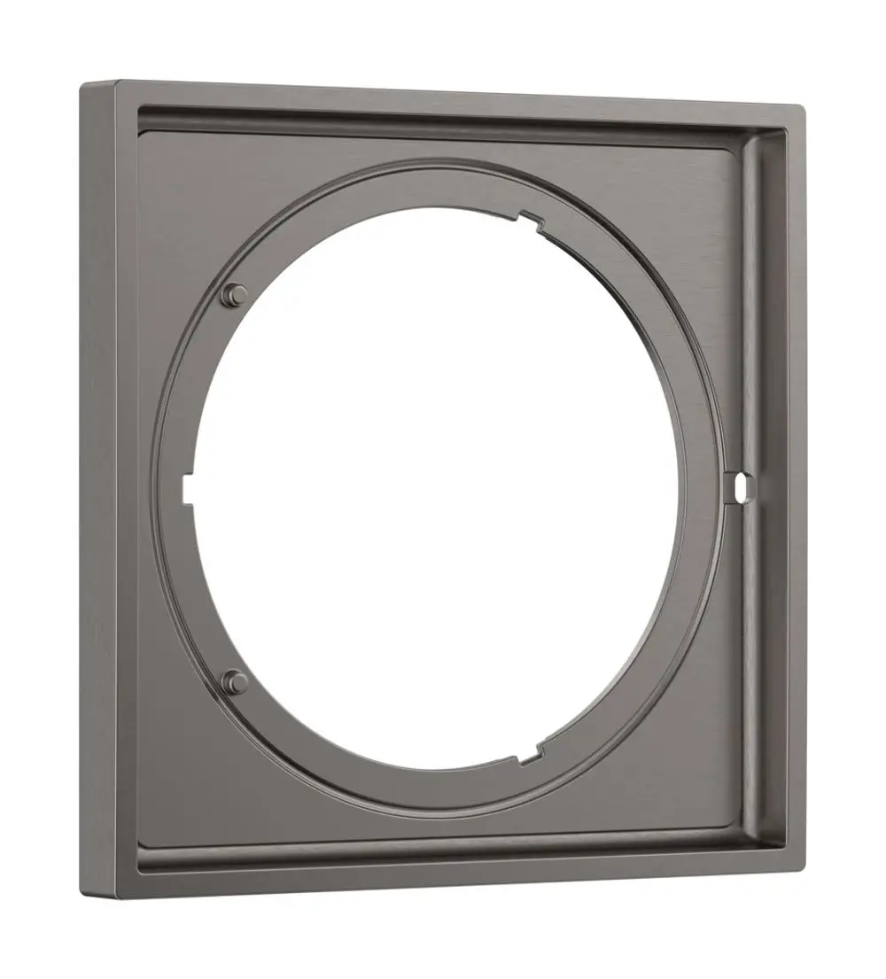 Hansgrohe Verlängerungsrosette aus Metall mit eckigem Design und einem zentralen runden Ausschnitt zur Integration von Armaturen. Farbton in gebürstetem Schwarzchrom erkennbar.